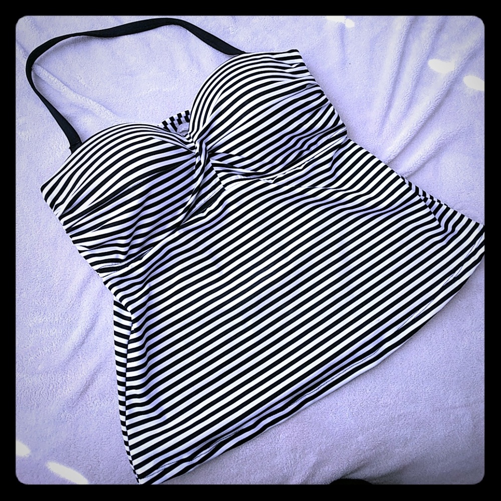 Black and White Tankini top